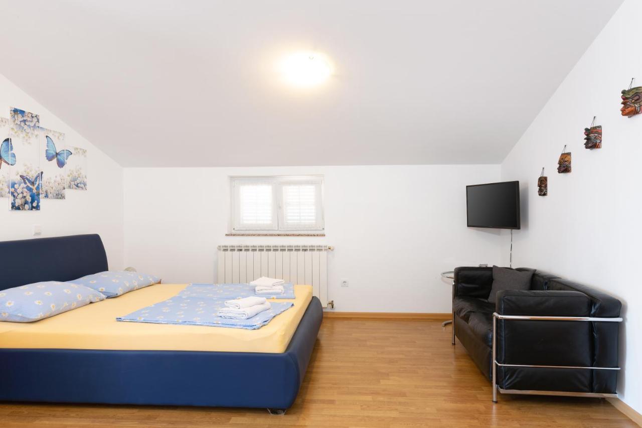 Marco Polo Apartment Медулин Екстериор снимка