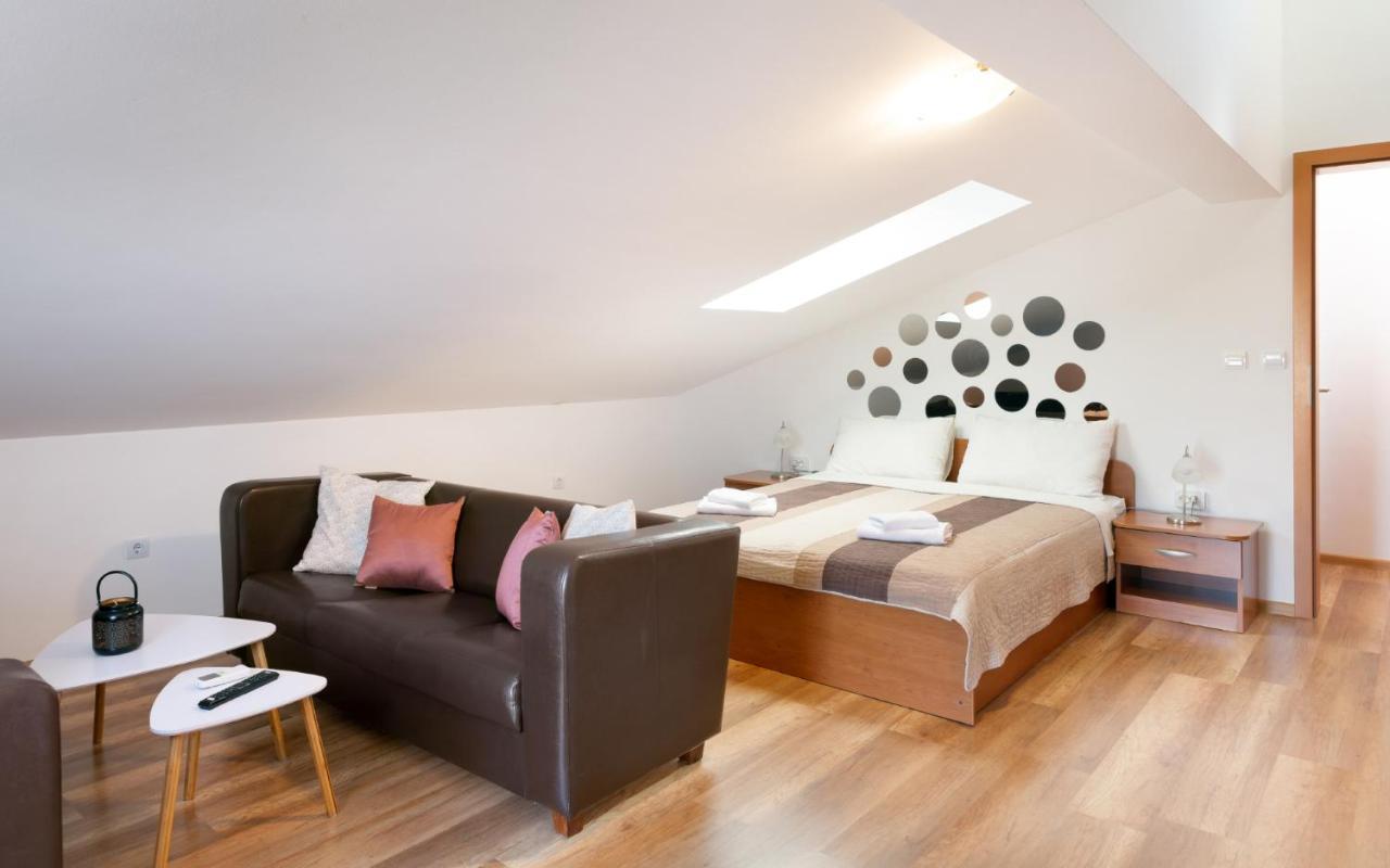 Marco Polo Apartment Медулин Екстериор снимка