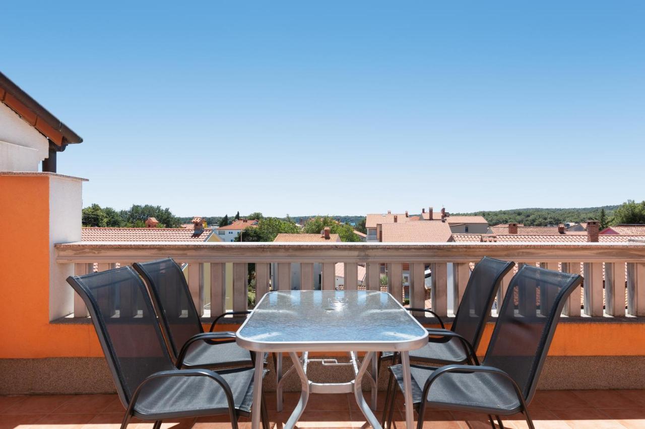 Marco Polo Apartment Медулин Екстериор снимка