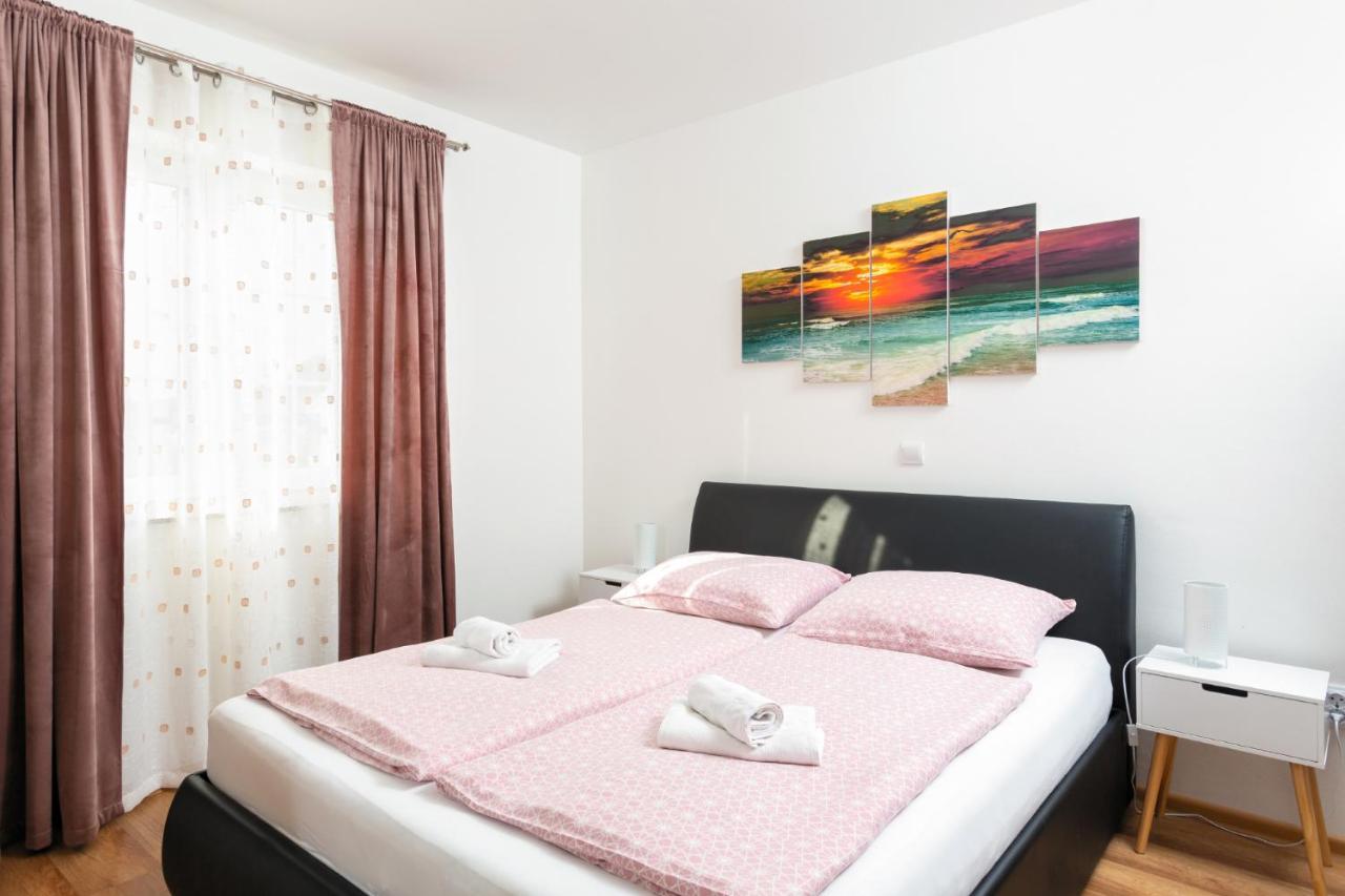 Marco Polo Apartment Медулин Екстериор снимка