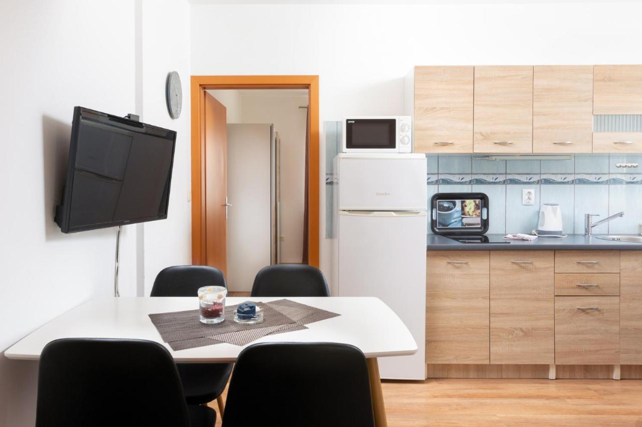 Marco Polo Apartment Медулин Екстериор снимка
