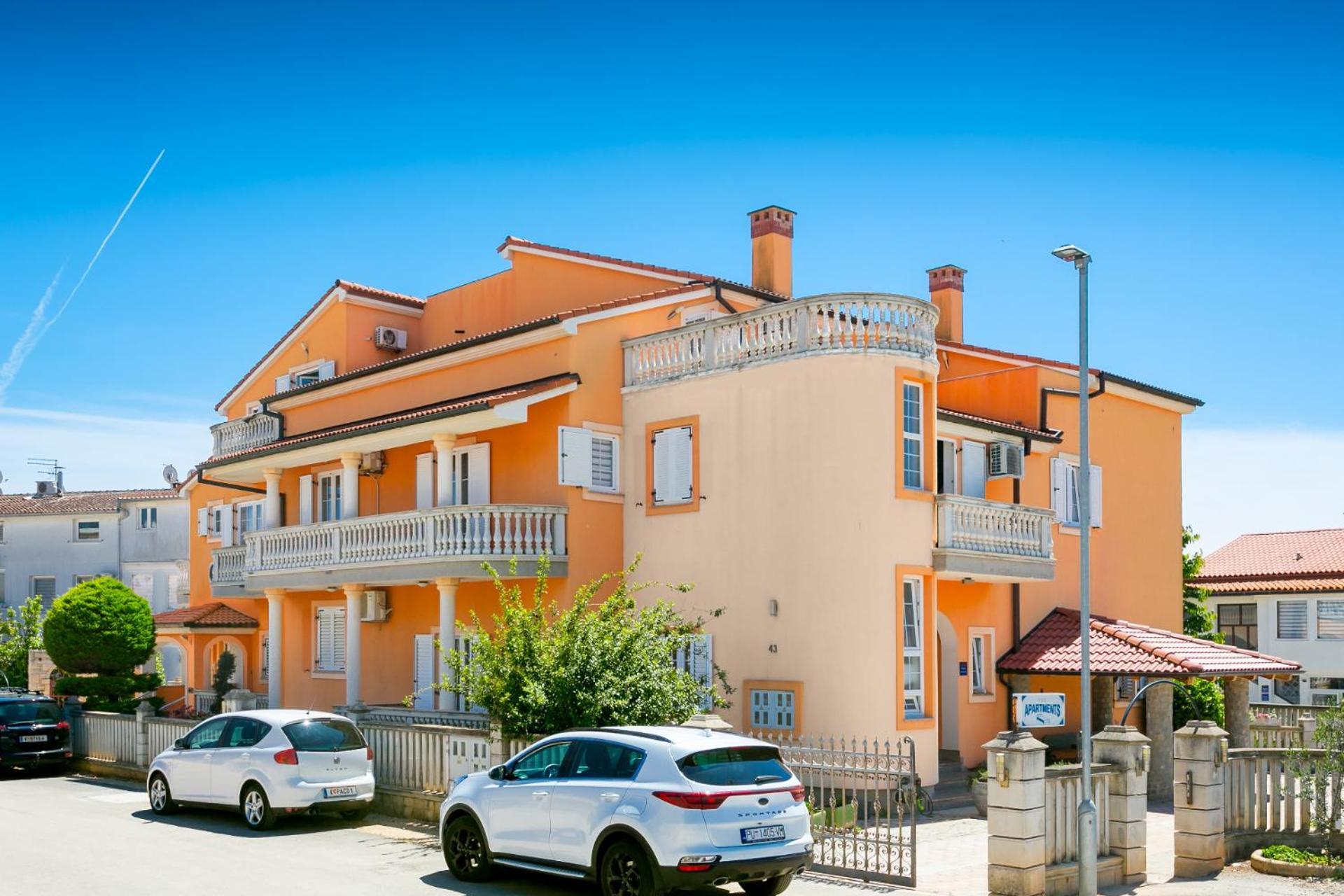 Marco Polo Apartment Медулин Екстериор снимка